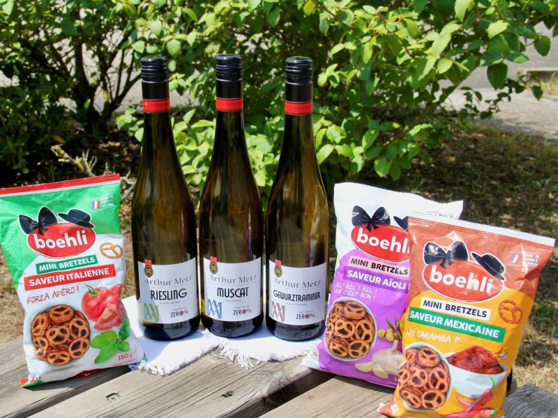 Apéros d’été : quand les Bretzels aux Saveurs Boehli rencontrent les vins sans alcool Arthur Metz